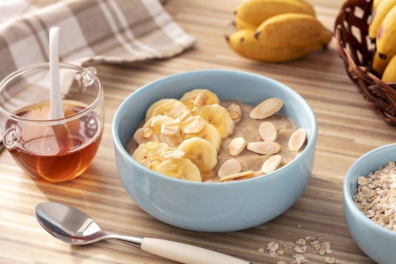 Mingau de aveia com banana