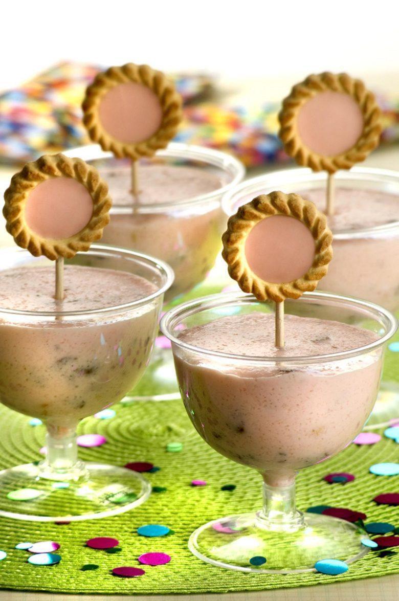 Geladinho de iogurte com tortinha