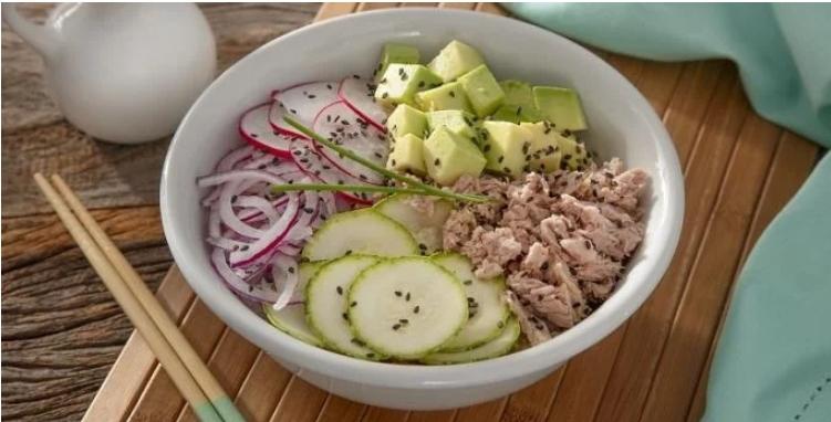 Poke funcional de atum