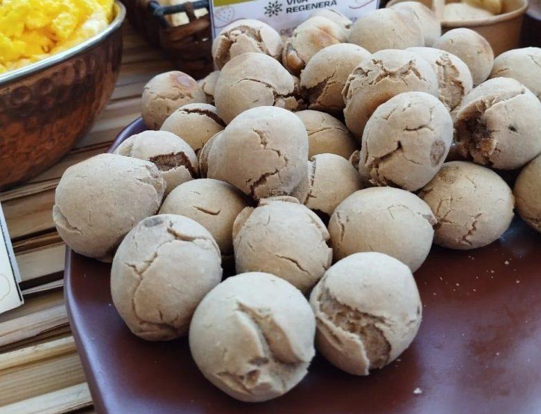 Pão de beijo com cacau ativado
