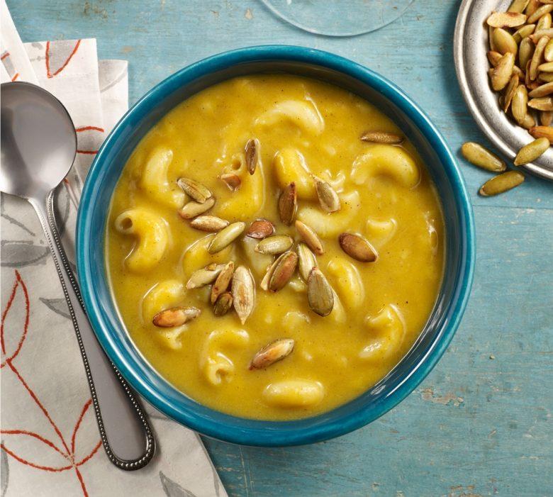 Sopa de outono com abóbora e chifferi