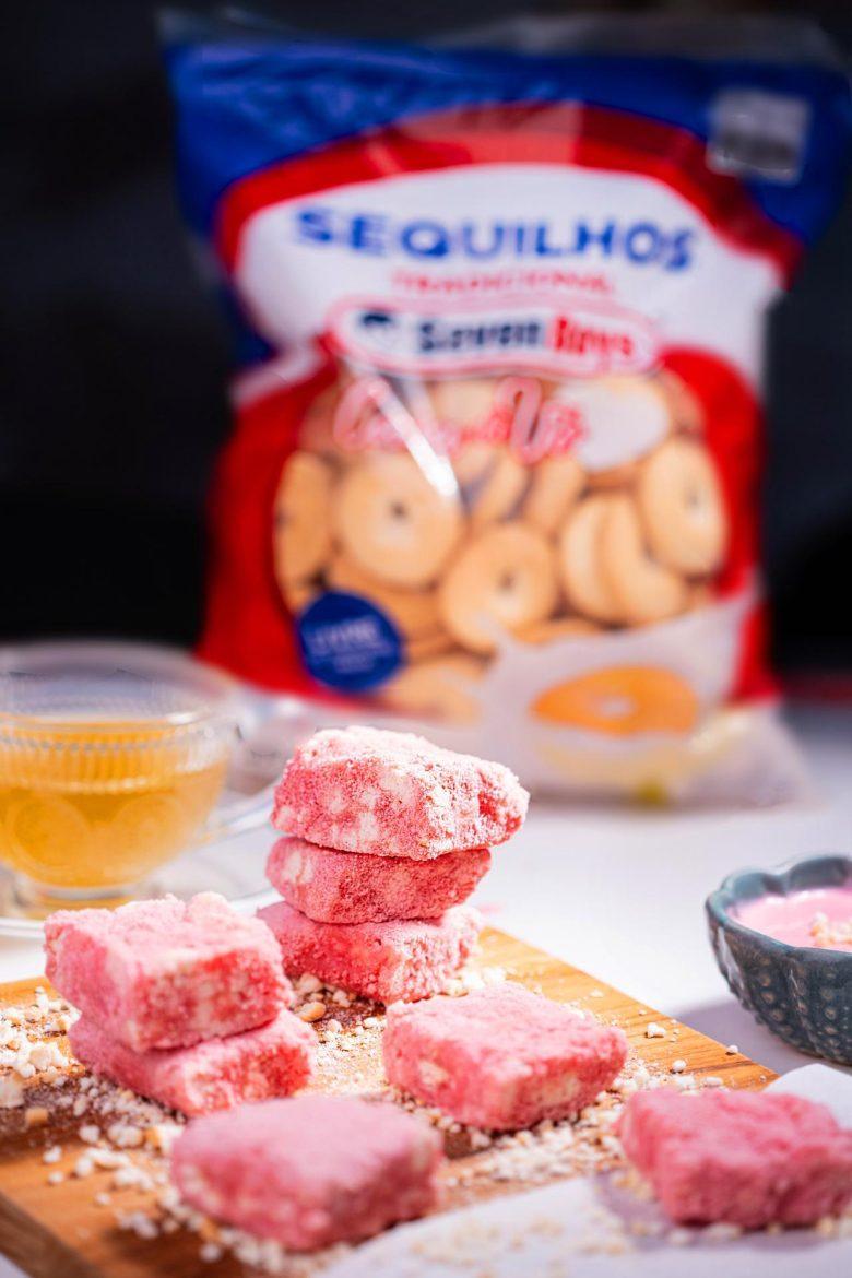 Palha italiana rosa com sequilho