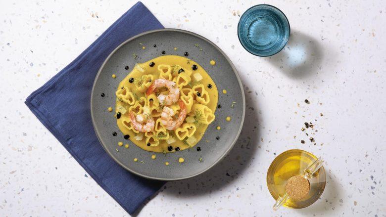 Pasta love com siciliano, creme de funcho e açafrão