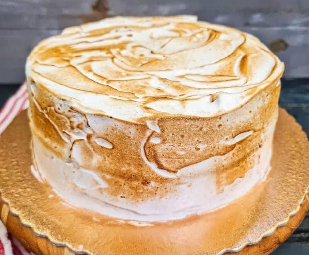 Bolo de churros com merengue
