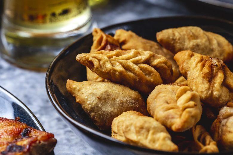 Gujia ou Gujiya