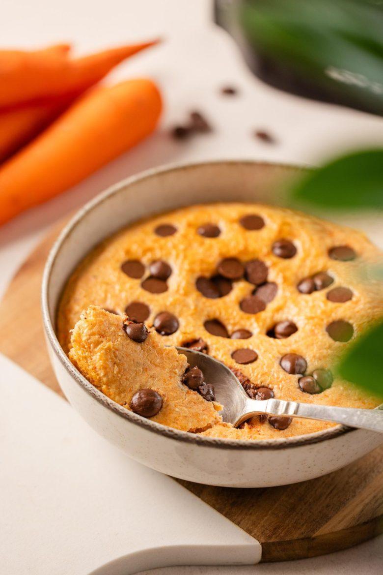 Baked oats de cenoura proteico