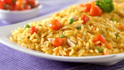 Arroz com galinha à moda baiana