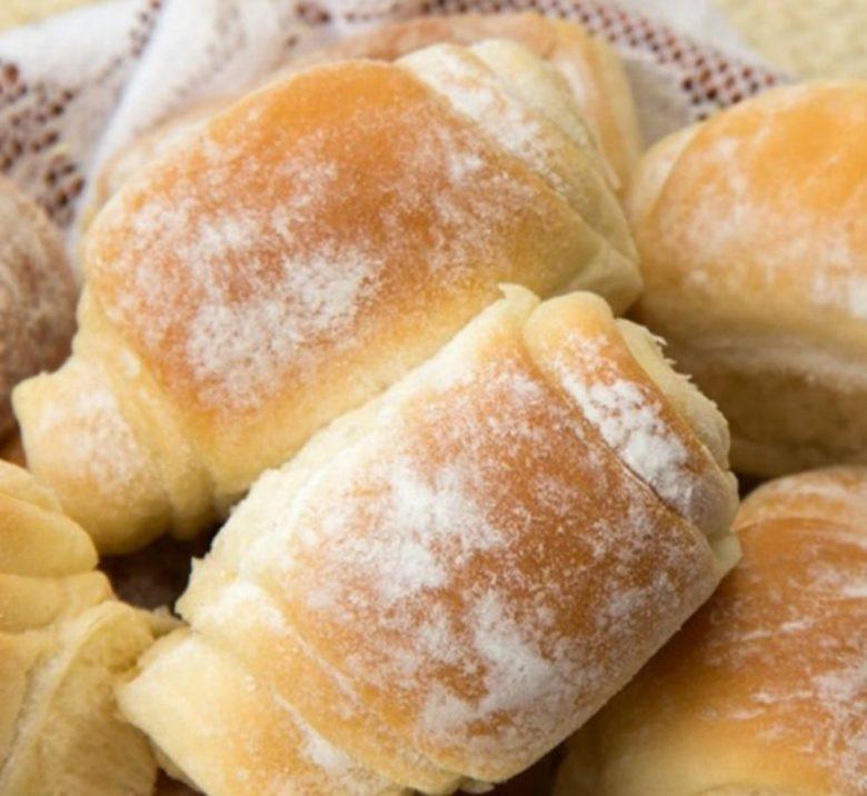 Sonho assado com calda de agave e aveia