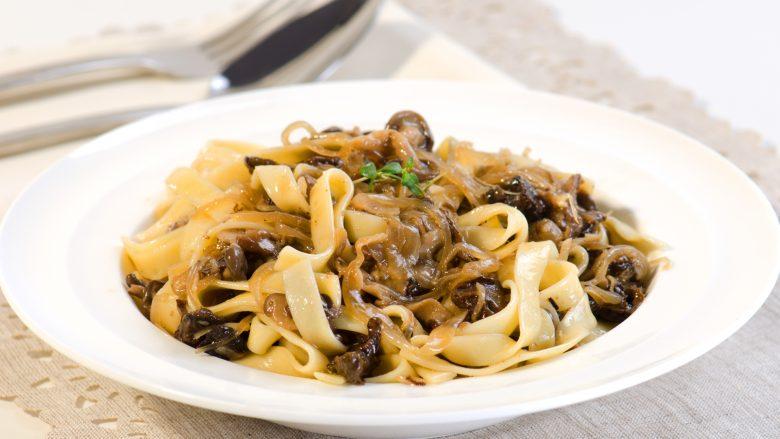Ninho com ragu de funghi