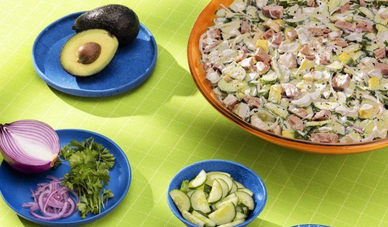 Salada de pepino com atum 