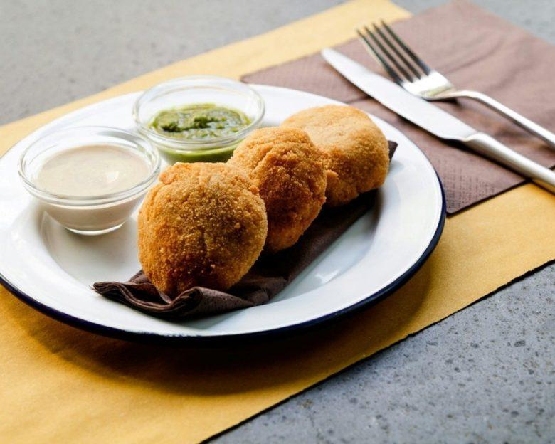 Bolinho salgado de abóbora com chia e gergelim