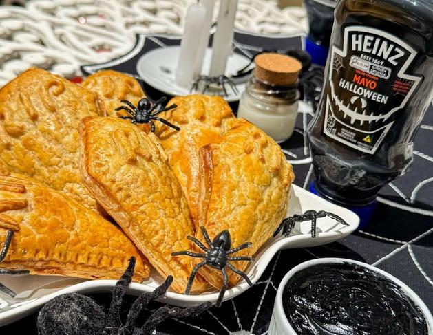 Caixão de calabresa com queijo
