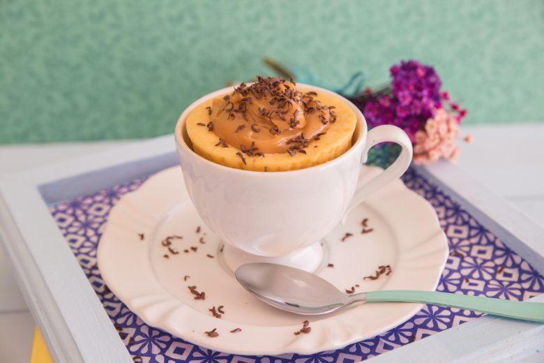 Bolo de doce de leite de caneca