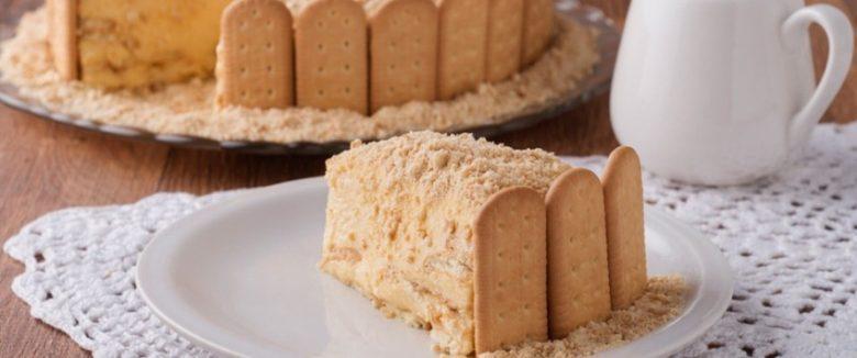 Torta alemã com biscoito Maizena