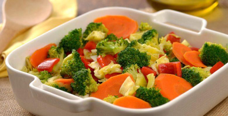 Vegetais salteados no azeite