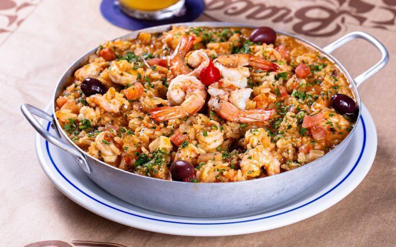 Arroz caldoso de camarão