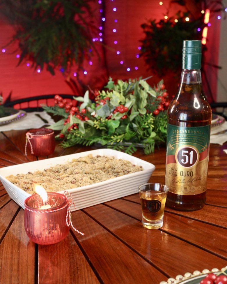 Farofa de banana da terra com cachaça