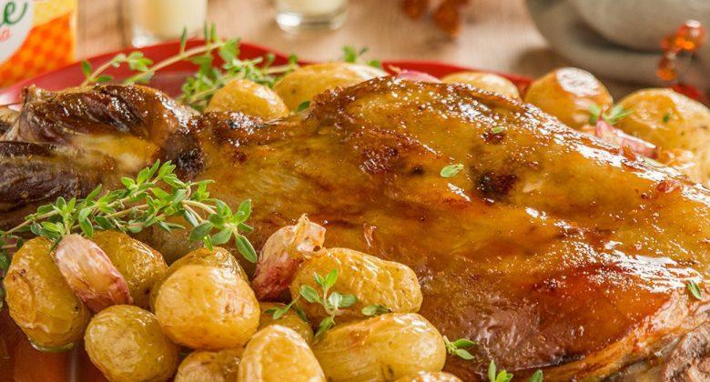 Pernil de cabrito assado com batata