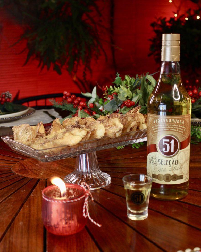 Rabanada com calda de cachaça