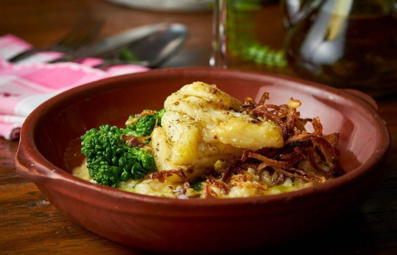 Risoto de bacalhau e brócolis