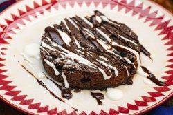 Panetone caramelizado com manteiga e mel 