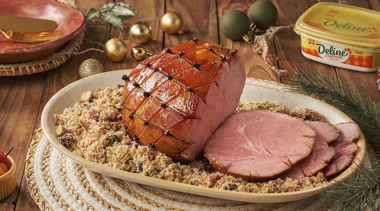 Tender caramelizado com rapadura e farofa de baru
