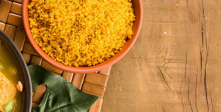 Arroz e farinha d’água no dendê