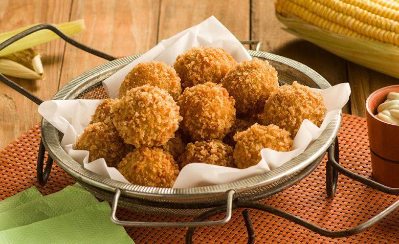 Bolinho crocante de milho com queijo Marajó
