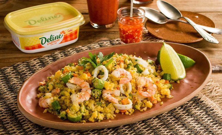 Cuscuz com legumes e frutos do mar