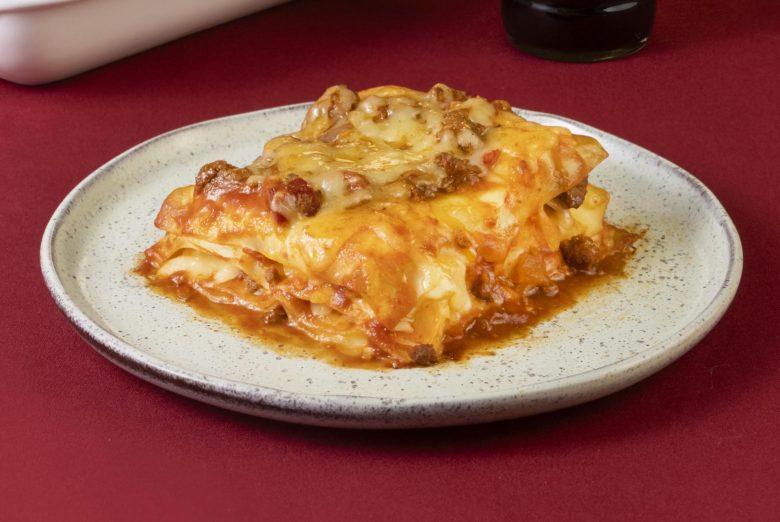 Lasanha especial à bolonhesa