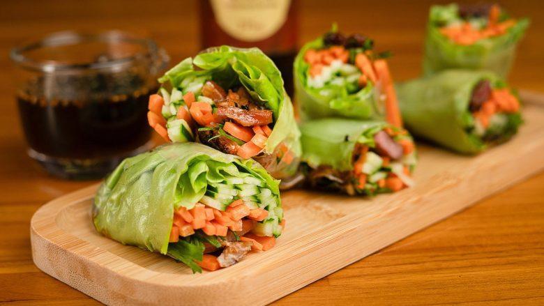 Wrap primavera com shoyu