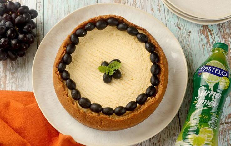 Cheesecake de limão e uva