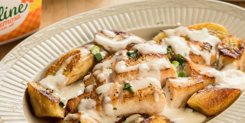 Peixe com banana ao molho bechamel