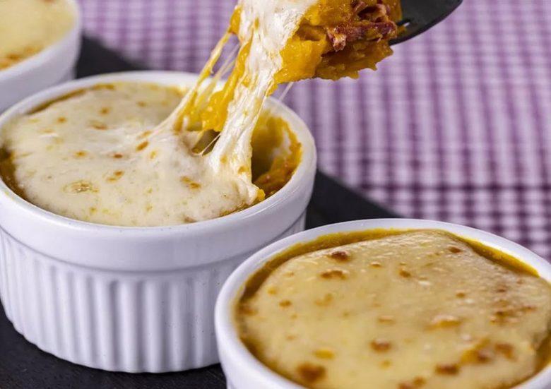 Escondidinho de abóbora e carne-seca