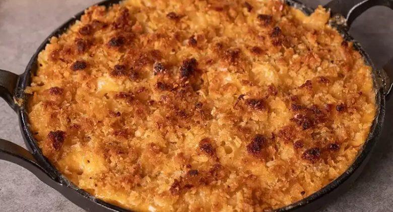 Mac‘n’ cheese com trio de queijos e toque de gochujang