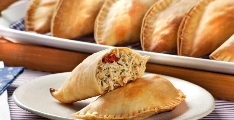 Pastel de frango no forno