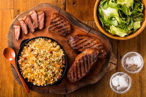 Arroz-farofa churrasco