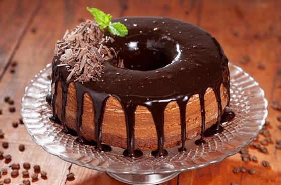 Bolo de café com calda
