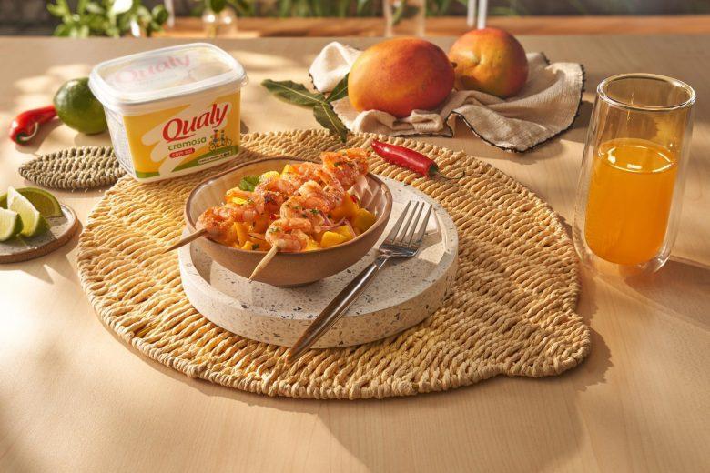 Ceviche de manga com camarão salteado