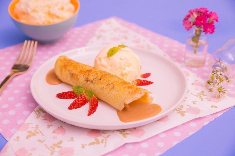 Crepe argentino de doce de leite com sorvete de creme