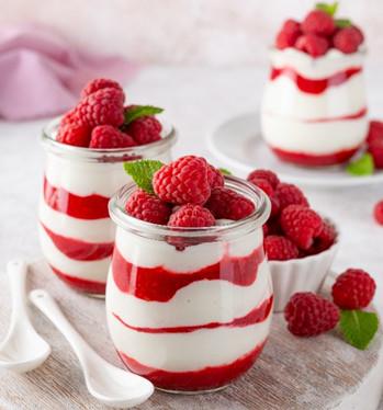 Mousse de frutas vermelhas com chocolate branco