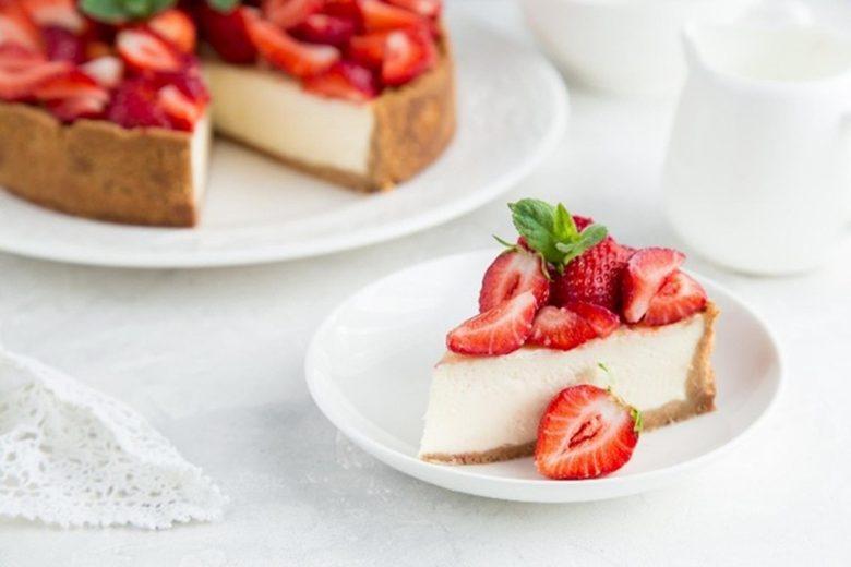 Cheesecake de morango com wafer