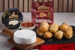 Arancini com recheio de brie