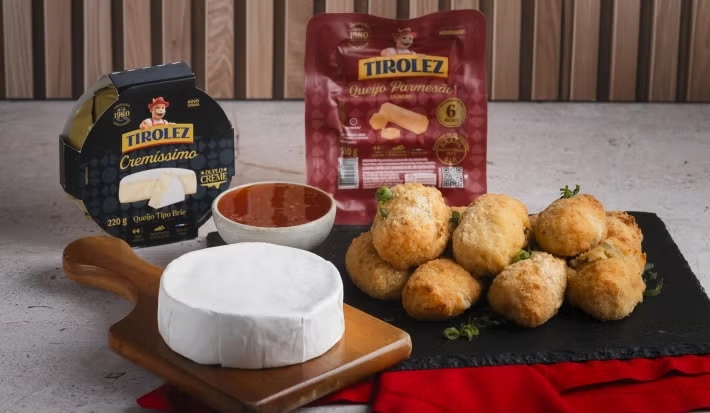 Arancini com recheio de brie