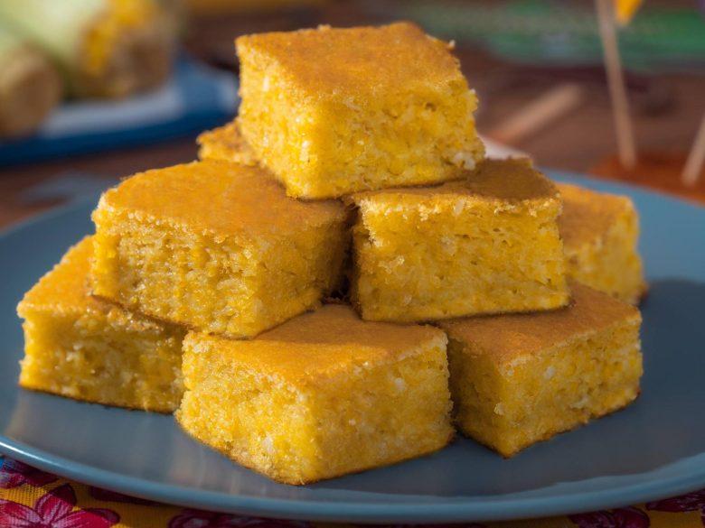 Bolo de milho fofinho e cremoso