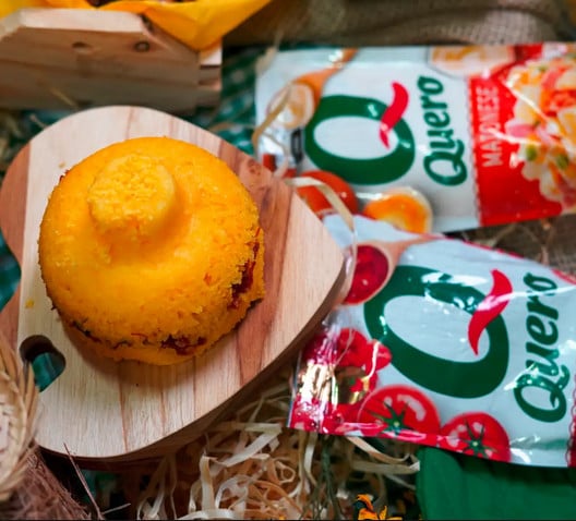 Cuscuz especial com carne seca desfiada