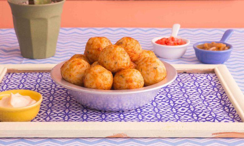 Bolinho de arroz com muçarela