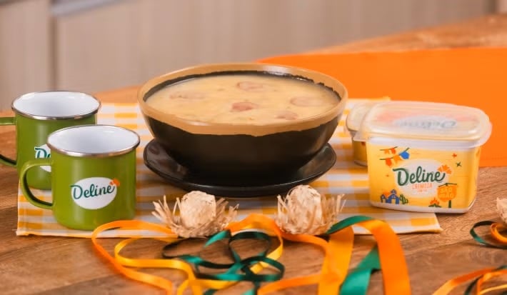 Caldo de macaxeira com calabresa