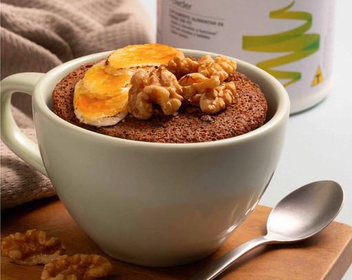 Bolo de caneca fit com nozes