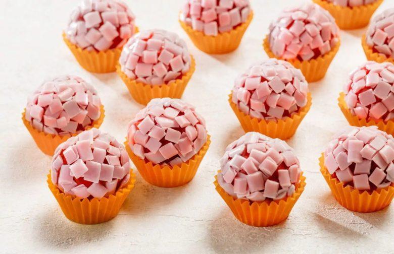 Brigadeiro especial de morango